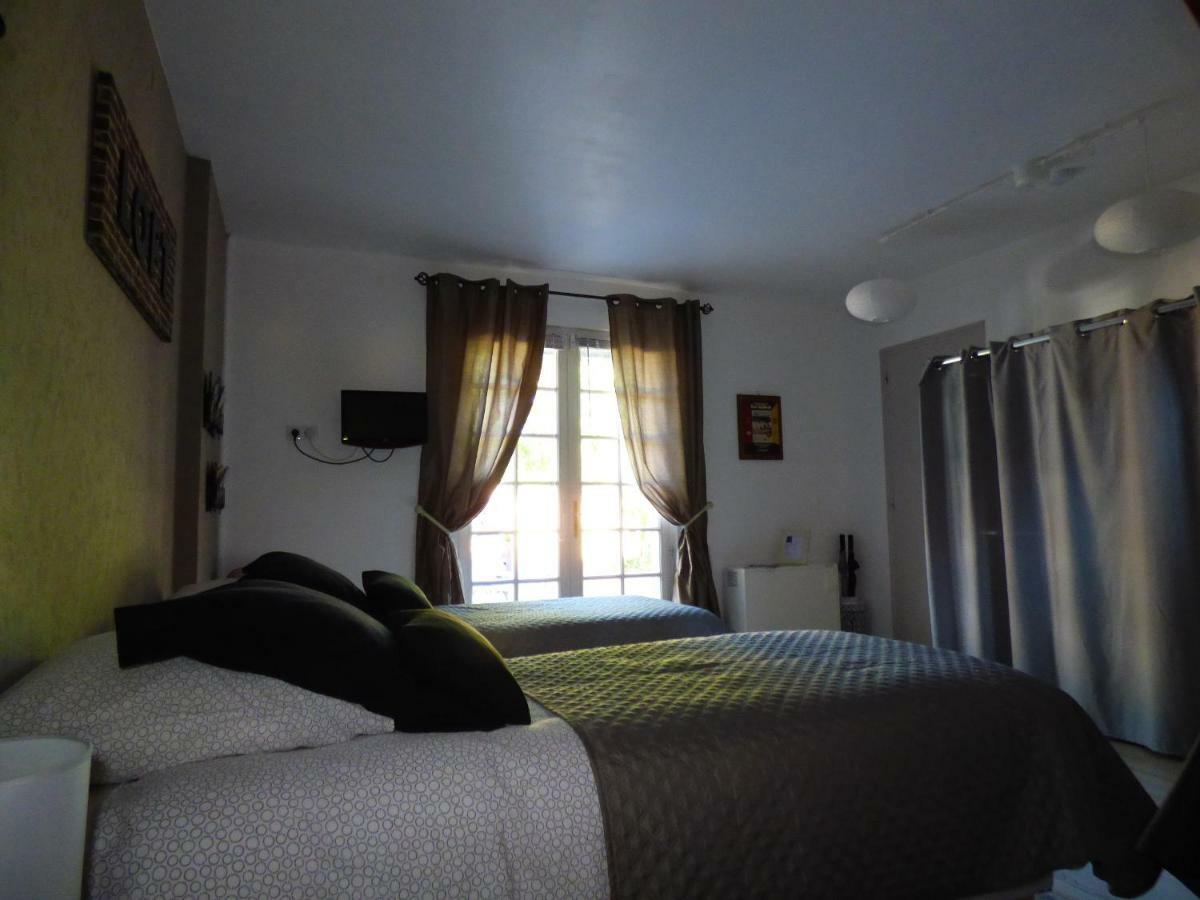Chambres D'Hotes Les Muscaris Feins-en-Gatinais Ngoại thất bức ảnh